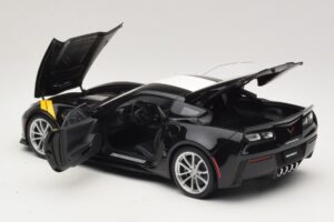 Chevrolet Corvette C7 Grand Sport Sort med Hvide Striber AUTOart 1:18 71273 Komposit — billede 5 af 8