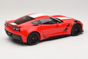 Chevrolet Corvette C7 Grand Sport Rød med Hvide Striber AUTOart 1:18 71274 Komposit — billede 3 af 8