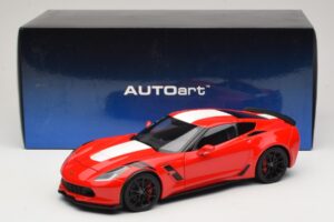 Chevrolet Corvette C7 Grand Sport Rød med Hvide Striber AUTOart 1:18 71274 Komposit — billede 8 af 8