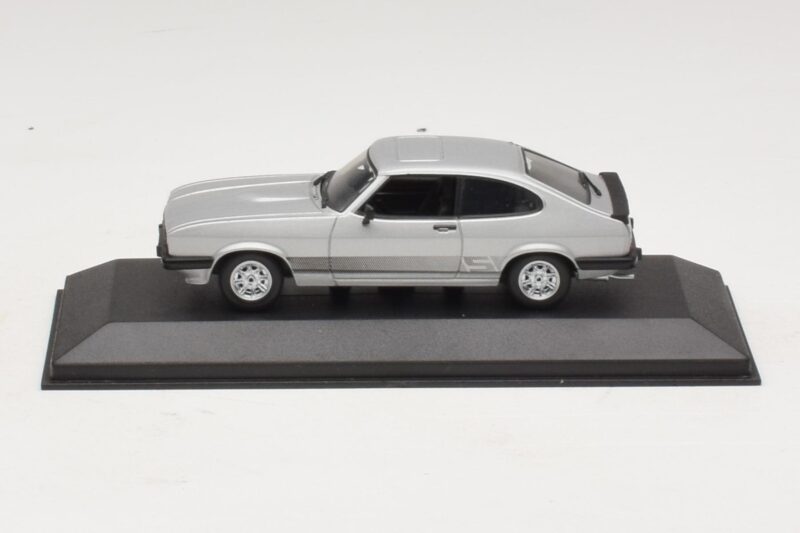 Ford Capri RS Mk1 Sølv Minichamps 1:43 430085804 Metal