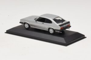Ford Capri RS Mk1 Sølv Minichamps 1:43 430085804 Metal — billede 3 af 4