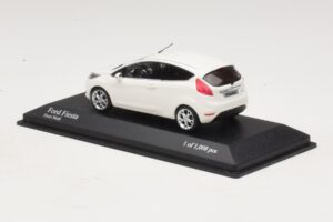 Ford Fiesta Mk6 Hvid Minichamps 1:43 400088002 Metal — billede 3 af 4