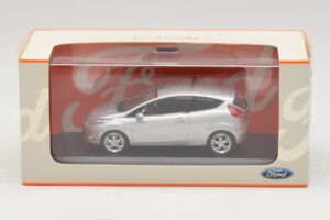 Ford Fiesta Mk7 Moondust Silver Metallic Minichamps 1:43 403088003 Metal — billede 4 af 4