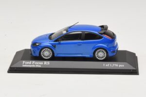 Ford Focus RS Mk2 Blå Metallic Minichamps 1:43 400088101 Metal