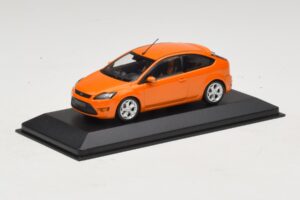 Ford Focus ST Mk2 Electric Orange Erstatningsæske Minichamps 1:43 400087302-R1 Metal — billede 2 af 4
