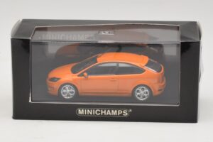 Ford Focus ST Mk2 Electric Orange Erstatningsæske Minichamps 1:43 400087302-R1 Metal — billede 4 af 4
