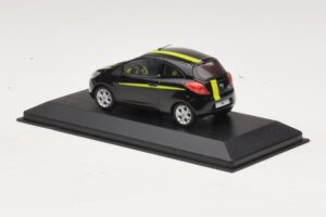 Ford Ka Mk2 Sort Gul Minichamps 1:43 400088200 Metal — billede 4 af 5