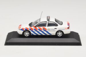 Ford Mondeo Mk1 Sedan Politi Minichamps 1:43 433082091 Metal