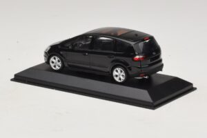 Ford S-Max Sort Metallic Minichamps 1:43 400085400 Metal — billede 3 af 4
