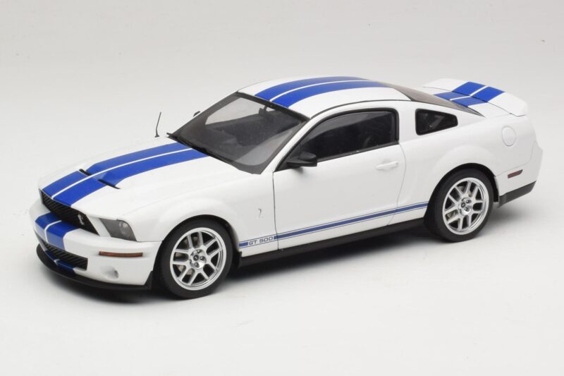 Ford Shelby Cobra GT500 Concept Hvid med Blå Stribe AUTOart 1:18 73052 Metal