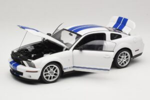 Ford Shelby Cobra GT500 Concept Hvid med Blå Stribe AUTOart 1:18 73052 Metal — billede 2 af 8