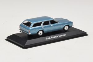Ford Taunus TC Turnier Blue Metallic Maxichamps 1:43 940081311 Metal — billede 2 af 4