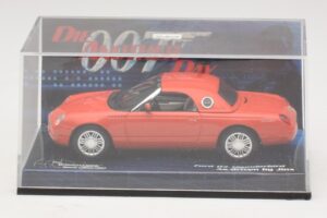 Ford Thunderbird Die Another Day Minichamps 1:43 045132 Metal — billede 4 af 5