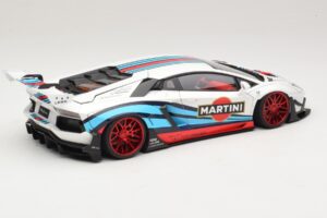 Lamborghini Aventador LB Works Martini Livery AUTOart 1:18 79185 Komposit — billede 3 af 8