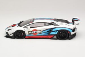 Lamborghini Aventador LB Works Martini Livery AUTOart 1:18 79185 Komposit — billede 4 af 8