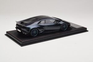 Lamborghini Huracan Liberty Walk Chameleon Blue GS Model 1:18 REMC045 Resin — billede 2 af 7