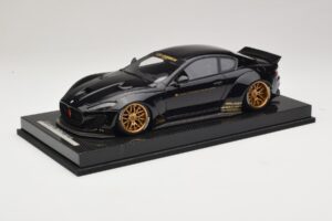 Maserati GranTurismo Liberty Walk Sort med Guldfælge AB Models 1:18 MAS-LB08-C Resin