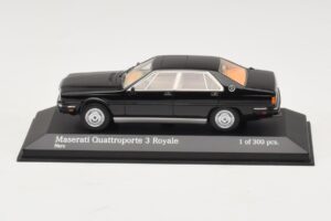 Maserati Quattroporte III Royale Sort Minichamps 1:43 437123501 Metal