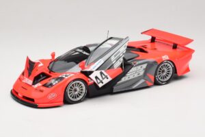 McLaren F1 GTR Lark #44 Tsuchiya / Ayles 24 Hours of Le Mans 1997 Minichamps 1:18 530133744 Metal — billede 2 af 8