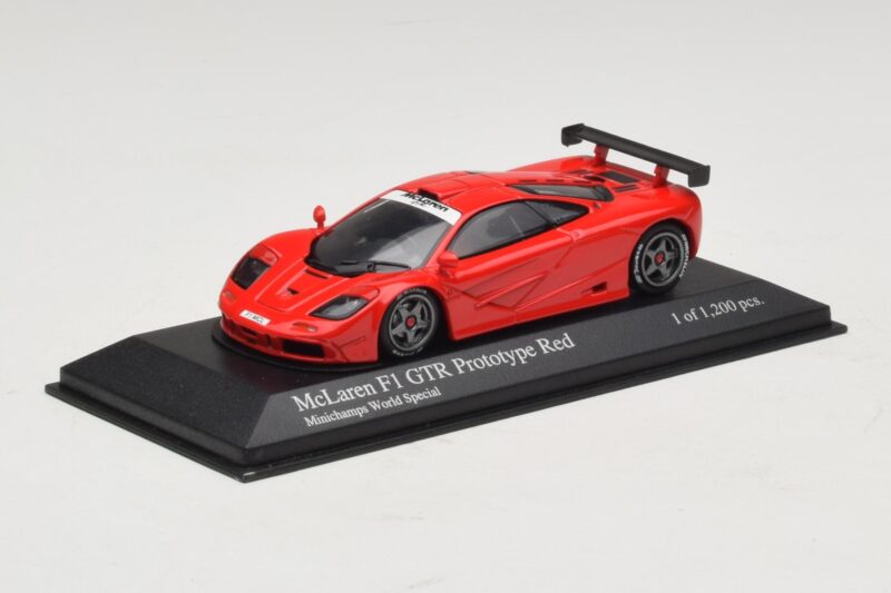 McLaren F1 GTR Prototype World Special Rød Minichamps 1:43 McLaren F1 GTR Prototype World Special Rød Minichamps 1:43 MCLAREN007 Metal