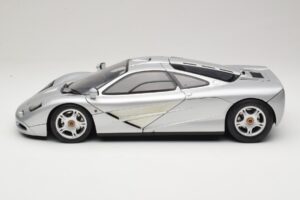 McLaren F1 Sølv Minichamps 1:12 530133123 Metal — billede 4 af 8