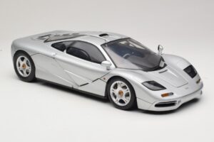 McLaren F1 Sølv Minichamps 1:12 530133123 Metal — billede 6 af 8