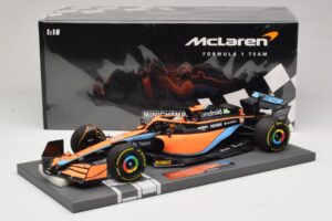 McLaren MCL36 #3 D. Ricciardo Bahrain GP 2022 Minichamps 1:18 537221803 Metal — billede 2 af 7