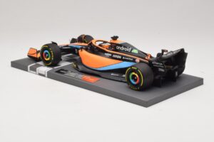 McLaren MCL36 #3 D. Ricciardo Bahrain GP 2022 Minichamps 1:18 537221803 Metal — billede 5 af 7