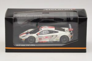 McLaren MP4-12C GT3 #11 Art Grand Prix Leclerc / Parisy 24 Hours of Spa 2013 Minichamps 1:43 437131311 Metal — billede 4 af 4