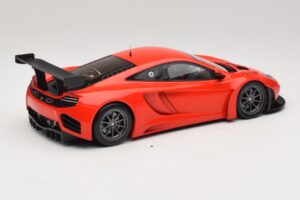 McLaren MP4-12C GT3 Rød 2013 Minichamps 1:18 151121392 Metal — billede 2 af 6