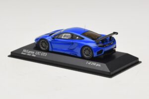 McLaren MP4-12C GT3 Street Blå Minichamps 1:43 437121397 Metal — billede 3 af 4