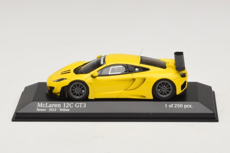 McLaren MP4-12C GT3 Street Gul Minichamps 1:43 437121396 Metal