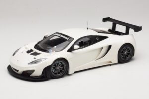 McLaren MP4-12C GT3 Hvid 2013 Minichamps 1:18 151121394 Metal
