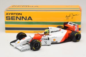 McLaren MP4/8 Ford #8 A. Senna Winner European GP 1993 Minichamps 1:18 540931818 Metal — billede 2 af 7