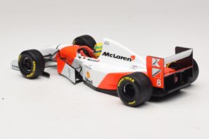 McLaren MP4/8 Ford #8 A. Senna Winner European GP 1993 Minichamps 1:18 540931818 Metal — billede 5 af 7