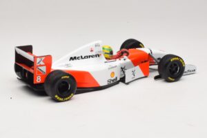 McLaren MP4/8 Ford #8 A. Senna Winner European GP 1993 Minichamps 1:18 540931818 Metal — billede 6 af 7