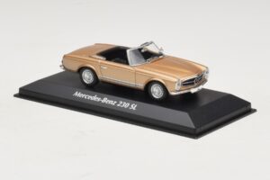 Mercedes 230 SL W113 Guld Metallic Maxichamps 1:43 940032230 Metal — billede 3 af 4