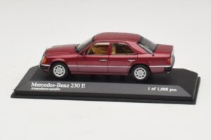 Mercedes 230E W124 Rød Metallic Minichamps 1:43 400037001 Metal