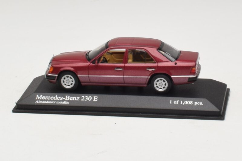 Mercedes 230E W124 Rød Metallic Minichamps 1:43 400037001 Metal