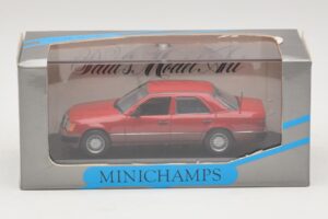 Mercedes 300D W124 Turbo Rød Minichamps 1:43 3210 Metal — billede 4 af 4