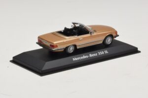 Mercedes 350 SL R107 Guld Maxichamps 1:43 940033431 Metal — billede 2 af 4