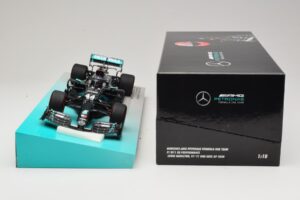 Mercedes AMG Petronas W11 EQ Performance #44 L. Hamilton 91st F1 Win Eifel GP 2020 Minichamps 1:18 113201144 Metal — billede 6 af 6