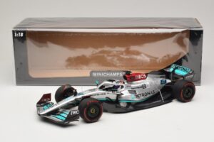 Mercedes AMG Petronas W13 E Performance #63 G. Russell Spanish GP 2022 Minichamps 1:18 110220063 Metal — billede 6 af 7