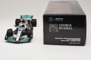 Mercedes AMG Petronas W13 E Performance #63 G. Russell Spanish GP 2022 Minichamps 1:18 110220063 Metal — billede 7 af 7