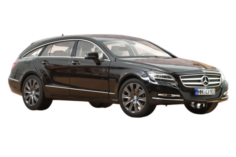 Mercedes CLS Shooting Brake X218 Obsidian Black Metallic Norev 1:18 Mercedes CLS Shooting Brake X218 Obsidian Black Metallic Norev 1:18 183944 Metal