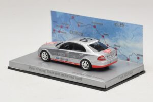 Mercedes E-Class #5 Team Auto Motor und Sport Rally Paris-Peking 2007 Minichamps 1:43 B66962261 Metal — billede 3 af 5
