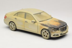 Mercedes E-Class W212 Brændt Dubai Kunstbil Minichamps 1:18 MB008 Metal — billede 4 af 6