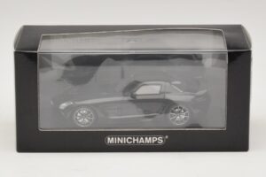 Mercedes SLS AMG C197 Black Series Sort Metallic Minichamps 1:43 437033020 Metal — billede 4 af 4