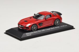 Mercedes SLS AMG C197 Black Series Rød Minichamps 1:43 437033021 Metal — billede 2 af 4