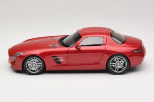 Mercedes SLS AMG C197 Rød Metallic Minichamps 1:18 100039020 Metal — billede 4 af 8